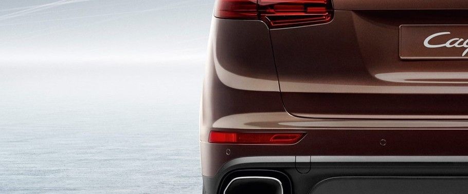 Rear Fog Lamp of Porsche Cayenne Diesel Rear Fog Lamp of Porsche Cayenne Diesel