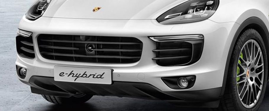 Cayenne S E-Hybrid Grille View Cayenne S E-Hybrid Grille View