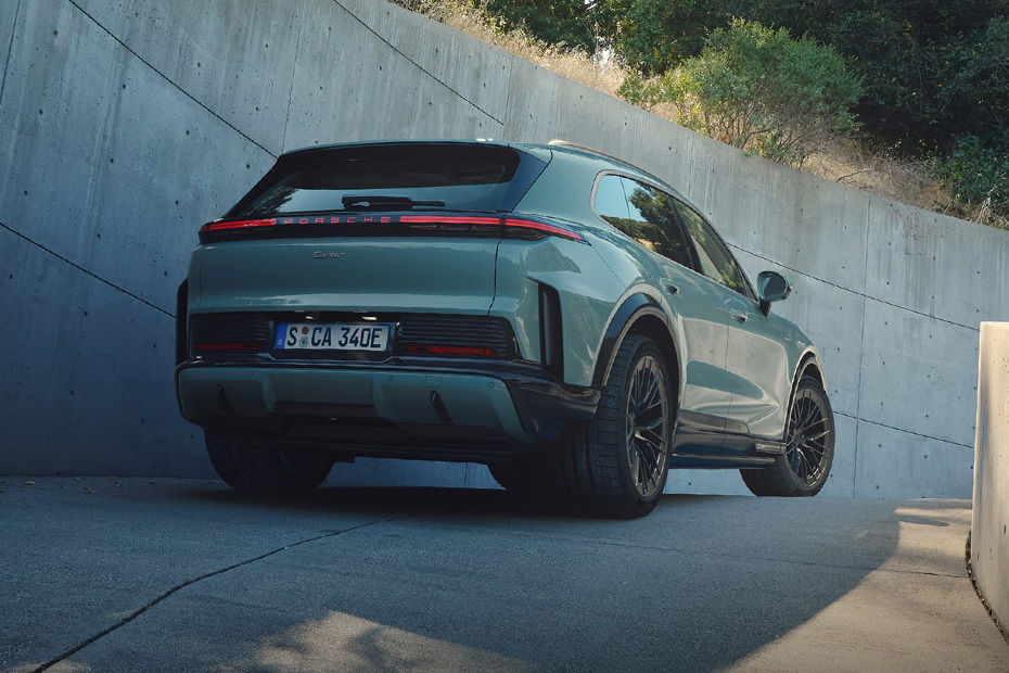 Cayenne Electric Rear angle view Cayenne Electric Rear angle view