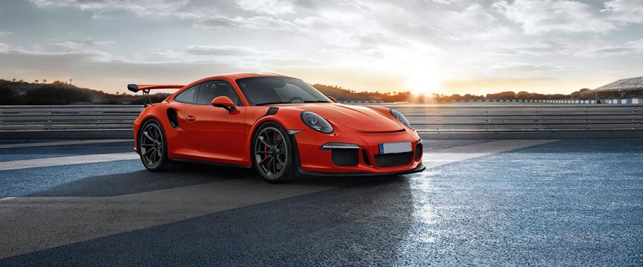 Porsche 911 GT3 RS Front Cross Side View Porsche 911 GT3 RS Front Cross Side View