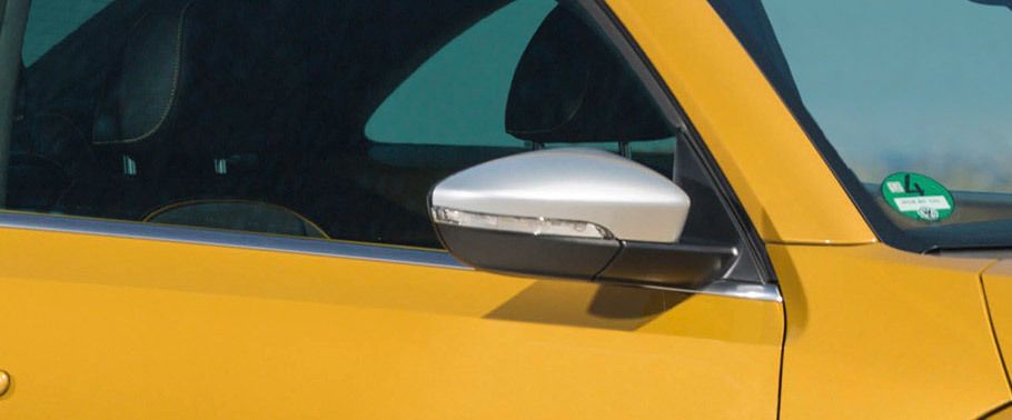 Volkswagen Beetle Dune Drivers Side Mirror Front Angle Volkswagen Beetle Dune Drivers Side Mirror Front Angle