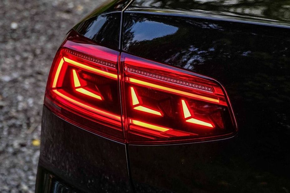 Passat R-Line Tail light
