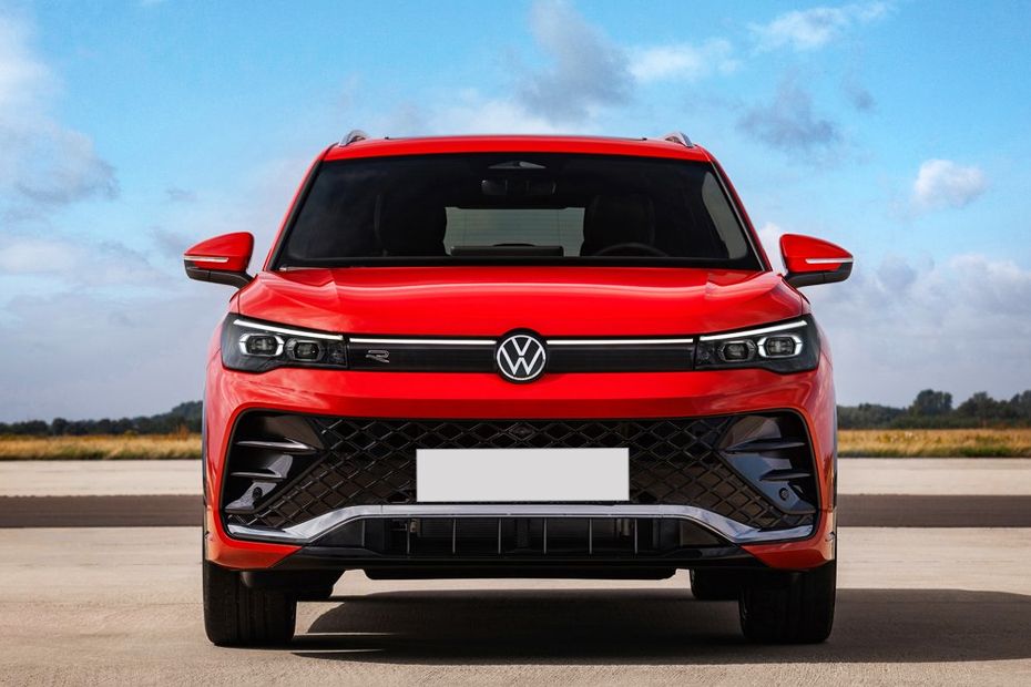 Full Front View of Tiguan 2024