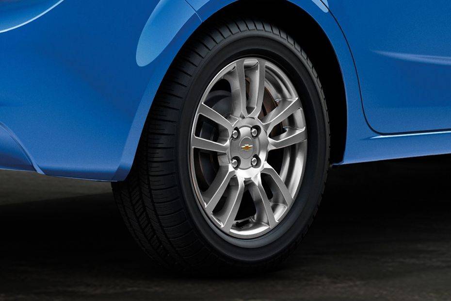 Sonic Sedan Wheel Sonic Sedan Wheel