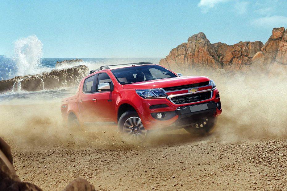 Chevrolet Colorado Front Medium View Chevrolet Colorado Front Medium View