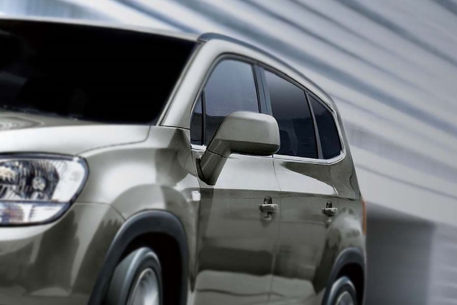 Chevrolet Orlando Drivers Side Mirror Front Angle Chevrolet Orlando Drivers Side Mirror Front Angle