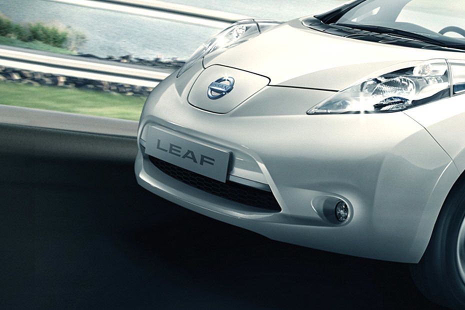 Leaf (2015-2018) Grille View