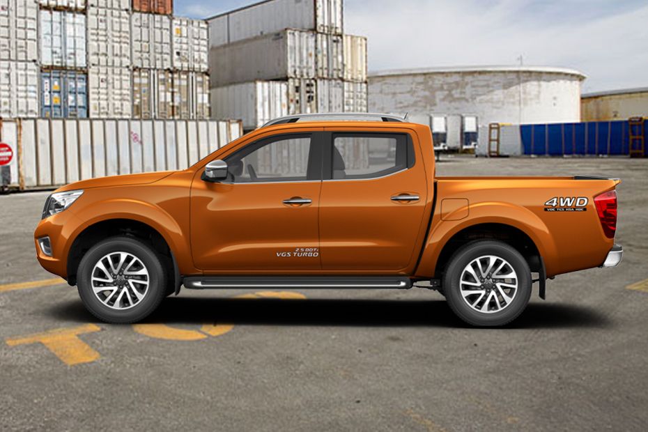 Navara Side view Navara Side view