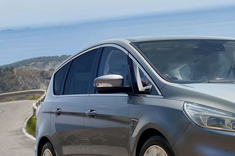 Ford S-Max Drivers Side Mirror Front Angle Ford S-Max Drivers Side Mirror Front Angle