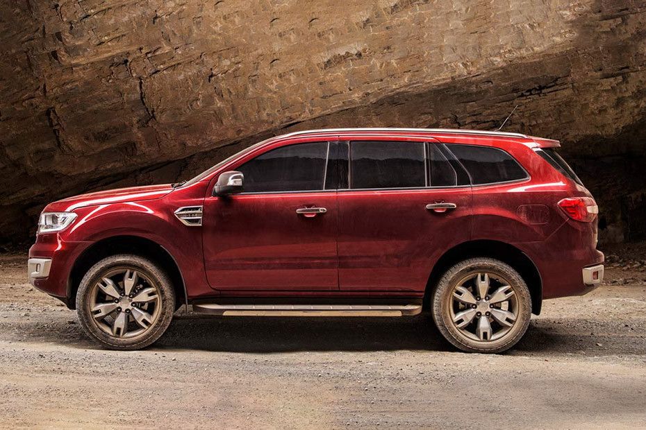 Everest (2016-2018) Side view