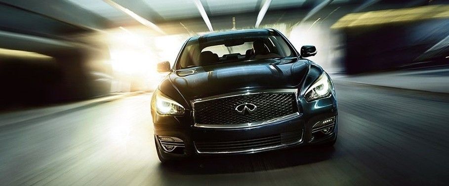 Full Front View of Q70 Hybrid