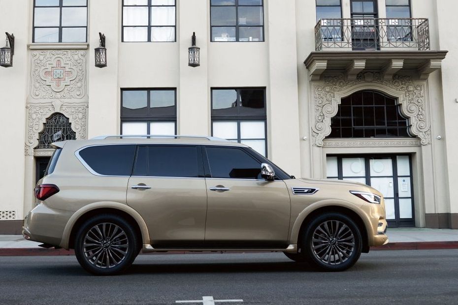 QX80 Side view QX80 Side view