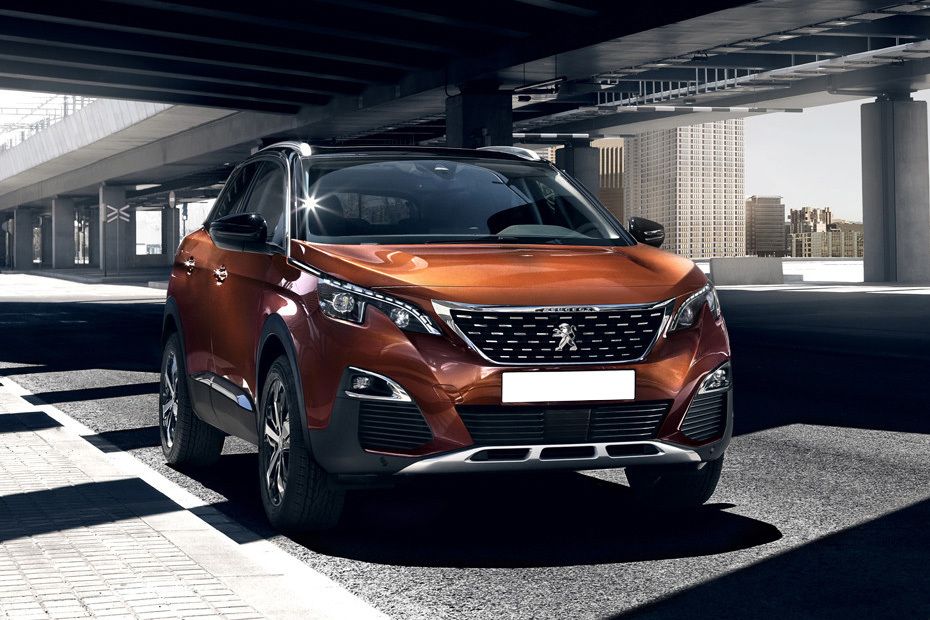 Peugeot 3008 Plus Front Cross Side View Peugeot 3008 Plus Front Cross Side View