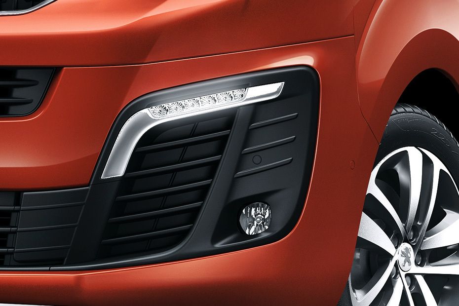 Traveller Front Fog Lamp