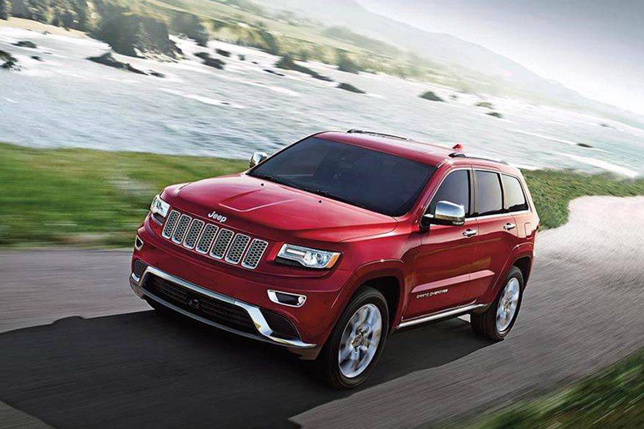 Jeep Grand Cherokee Front Angle High View Jeep Grand Cherokee Front Angle High View