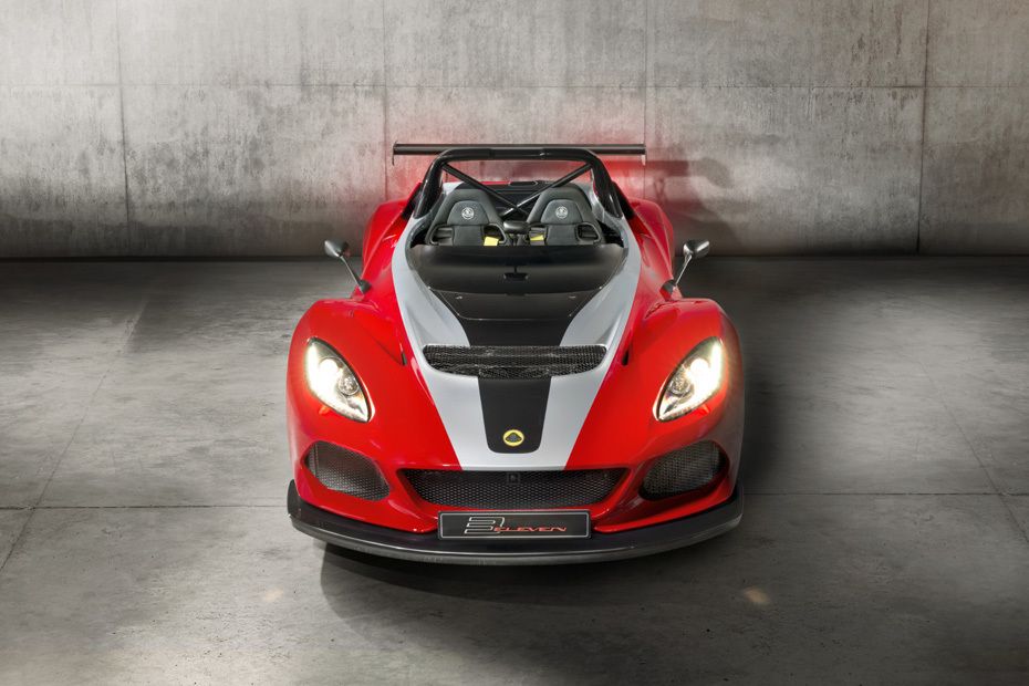 Full Front View of 3-Eleven Full Front View of 3-Eleven