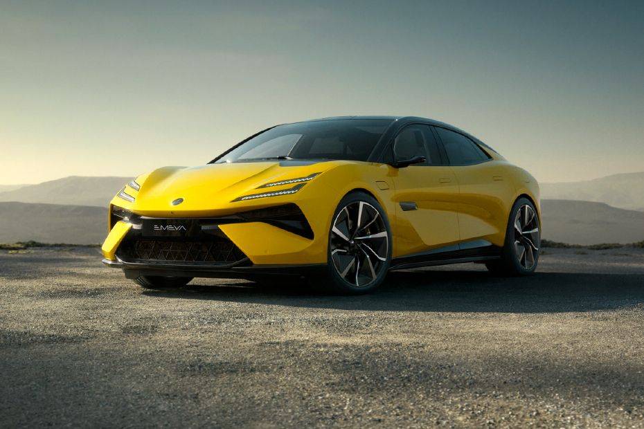 Kereta Lotus Emeya Base 2024 di Malaysia