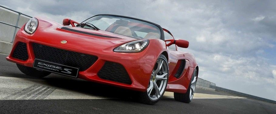Exige S Roadster Front deep low Angle View Exige S Roadster Front deep low Angle View