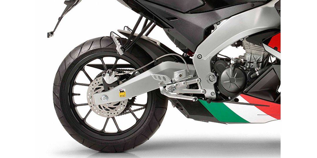 aprilia rs4 125 tyre pressure