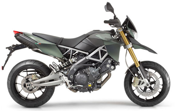 Aprilia Dorsoduro 750 Right Side Viewfull Image