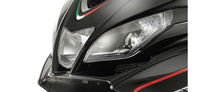 Aprilia SRV 850 Head Light View Aprilia SRV 850 Head Light View