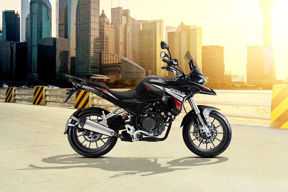 Benelli trk 251. Бенелли trk251. Мотоцикл Benelli Trk 251. Бенелли ТРК 251. Benelli trk251 купить.