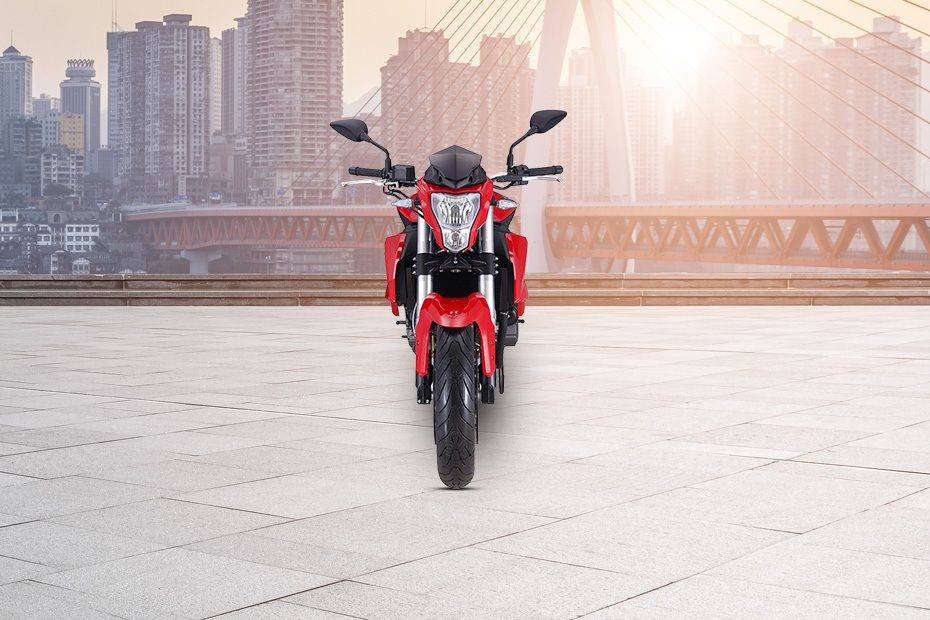 Benelli TNT 600 Front View Full Image Benelli TNT 600 Front View Full Image