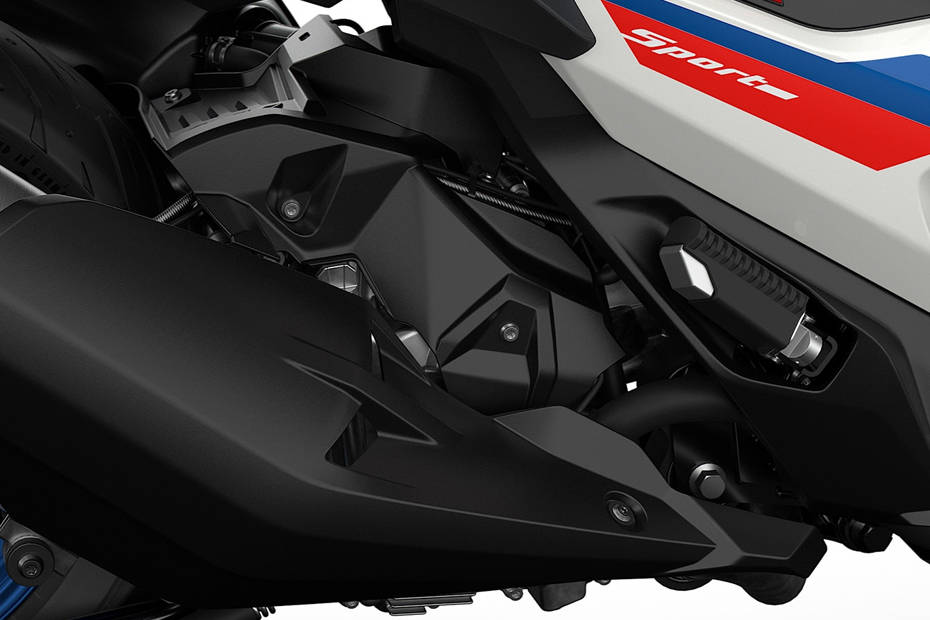 BMW C 400 X Engine View BMW C 400 X Engine View