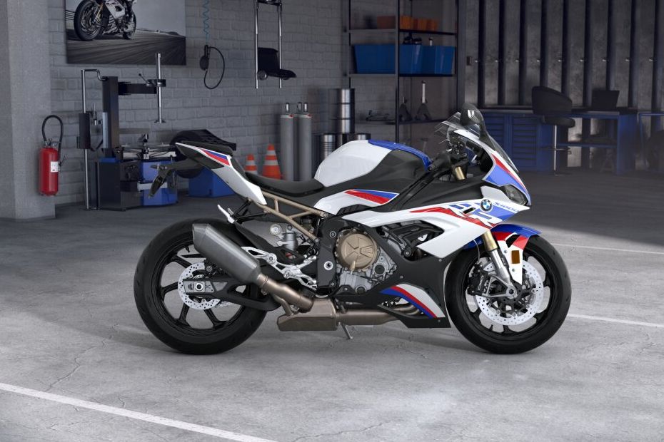 BMW S 1000 RR Right Side Viewfull Image BMW S 1000 RR Right Side Viewfull Image