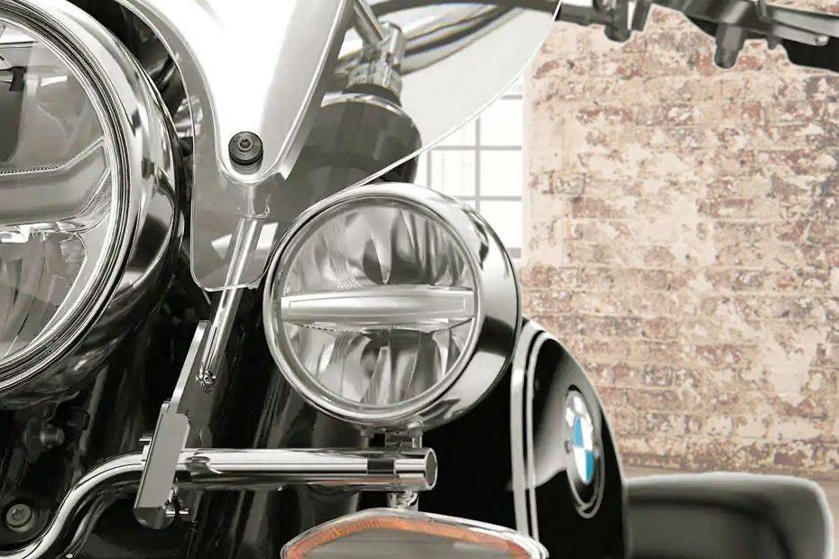 BMW R18 Classic Side Indicators Front BMW R18 Classic Side Indicators Front