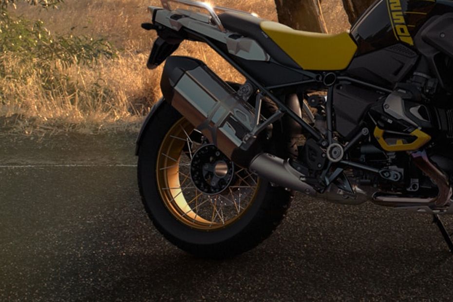 BMW R 1250 GS Edition 40 Years GS Exhaust View BMW R 1250 GS Edition 40 Years GS Exhaust View