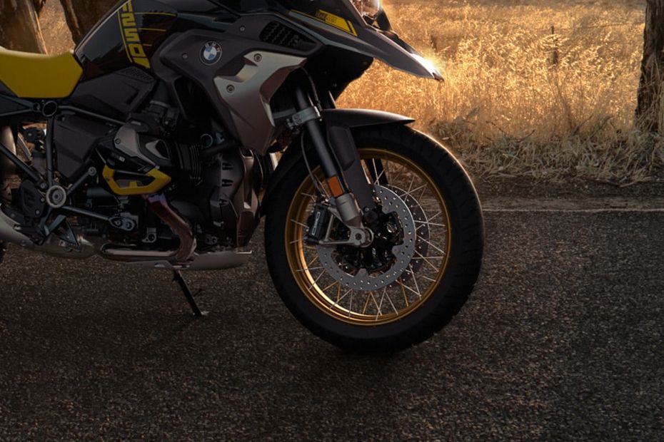 BMW R 1250 GS Edition 40 Years GS Front Tyre View BMW R 1250 GS Edition 40 Years GS Front Tyre View