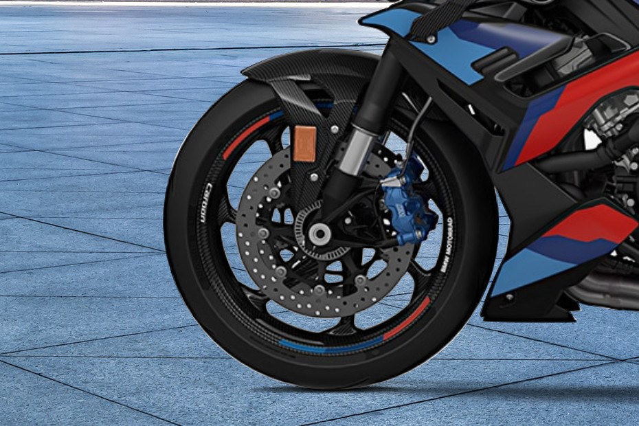 BMW M 1000 R Front Tyre
