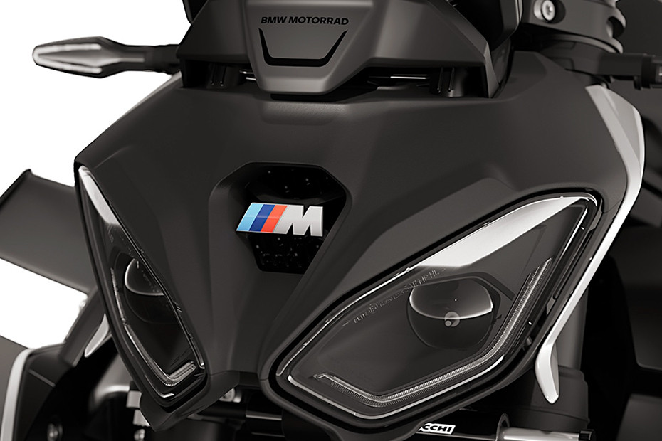 BMW M 1000 R Head Light View