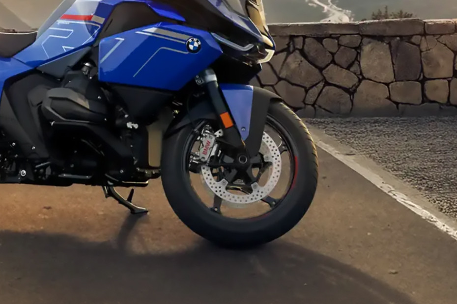 BMW R 1300 RT Front Tyre