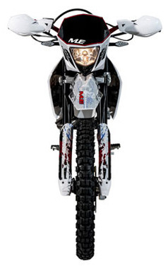 Daelim XTR 200 Front View Full Image