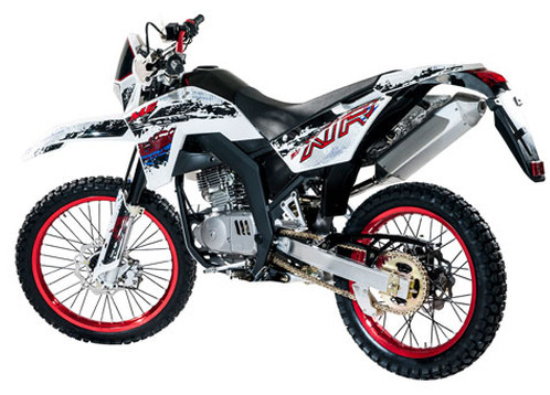 Daelim XTR 200 Back Side View