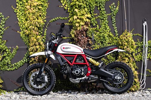 Discontinued Ducati Scrambler Desert Sled Standard Features