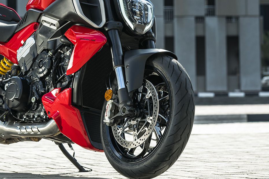 Ducati Diavel V4 Front Tyre View