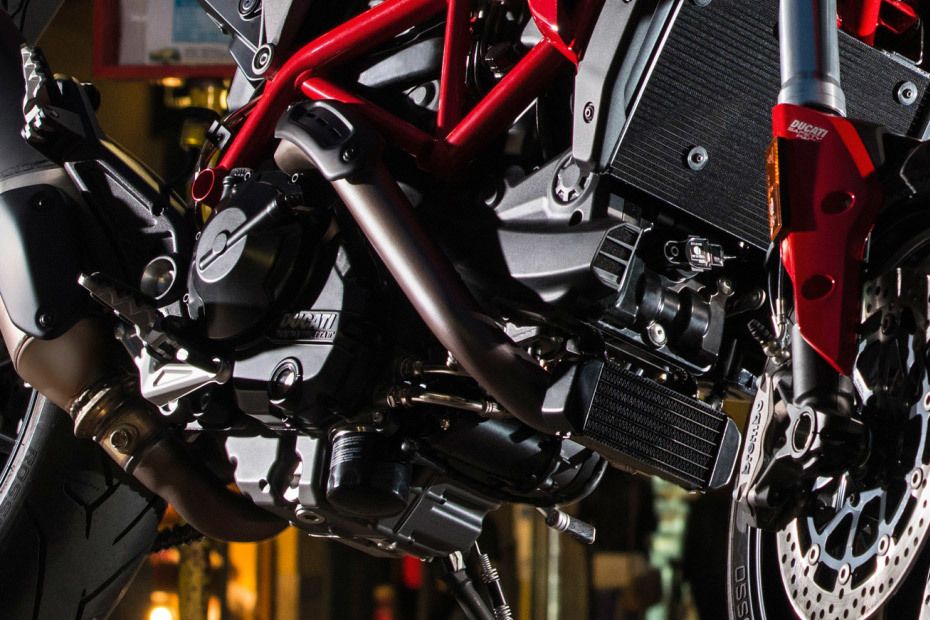 Ducati Hypermotard 939 Engine View Ducati Hypermotard 939 Engine View