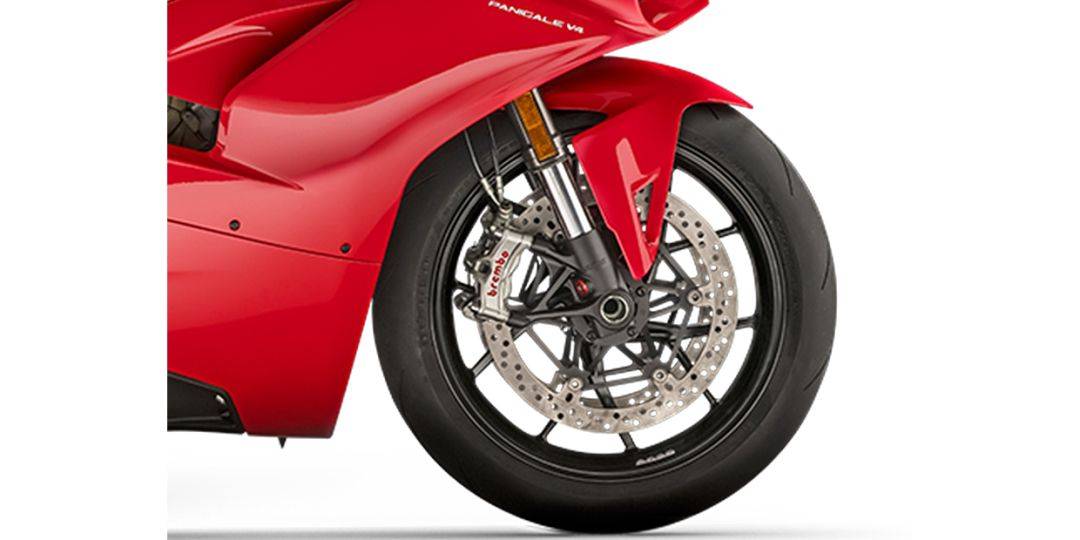 panigale v4 tyre size