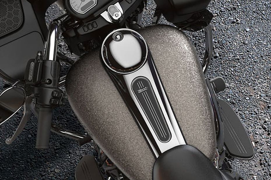 Harley-Davidson Road Glide Fuel Tank View Harley-Davidson Road Glide Fuel Tank View