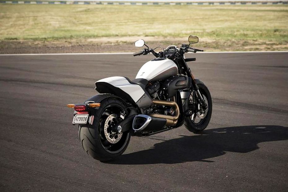 Harley-Davidson FXDR 114 Back Side View Harley-Davidson FXDR 114 Back Side View