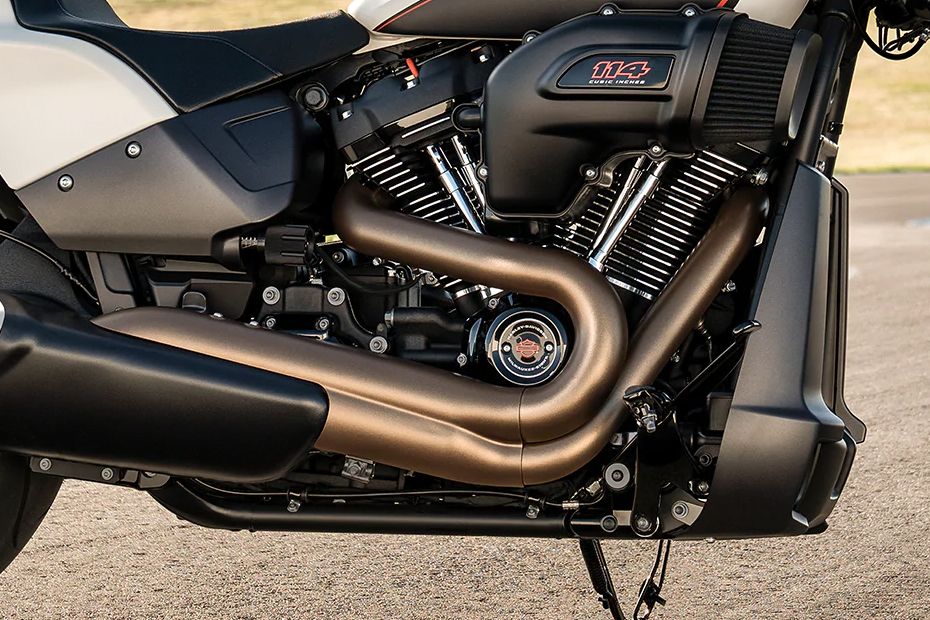 Harley-Davidson FXDR 114 Engine View Harley-Davidson FXDR 114 Engine View