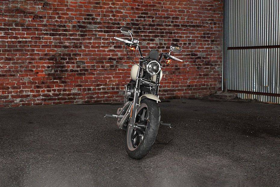 Harley-Davidson SuperLow Front View Full Image Harley-Davidson SuperLow Front View Full Image