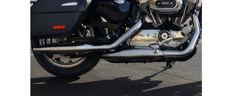 Harley-Davidson SuperLow 1200 T Exhaust View