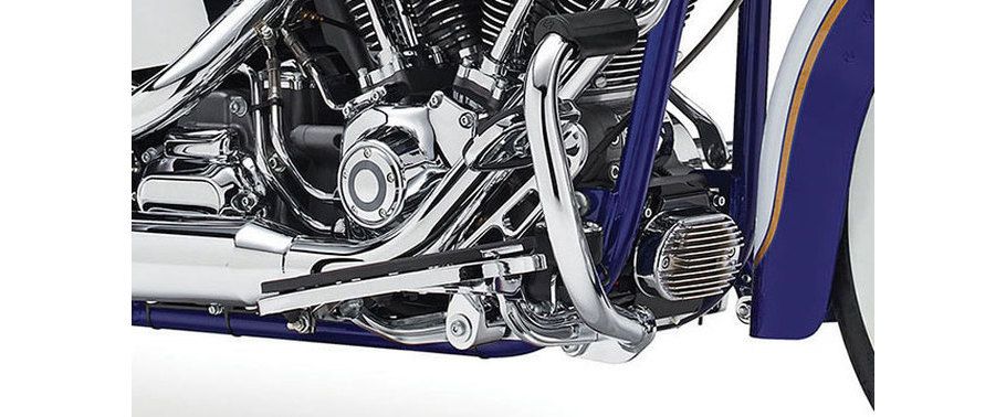 Harley-Davidson CVO Softail Deluxe Foot Rest View Harley-Davidson CVO Softail Deluxe Foot Rest View