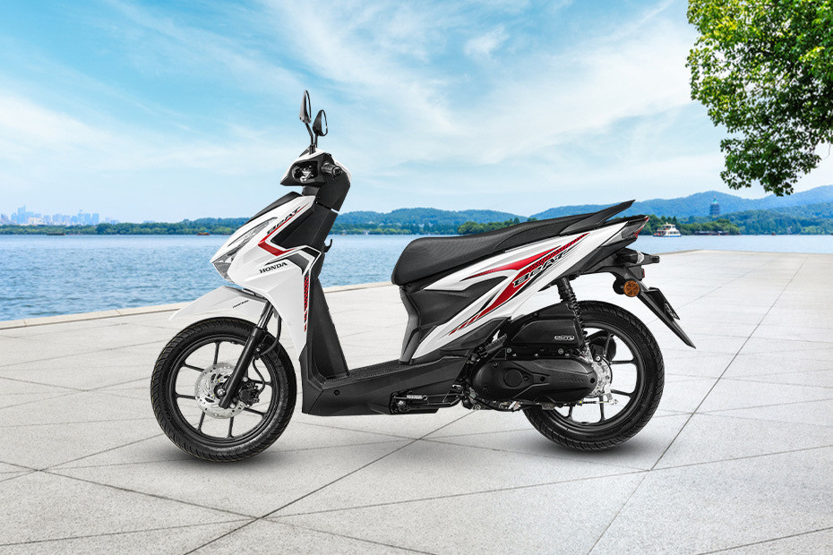 Honda BeAT Left Side View Full Image