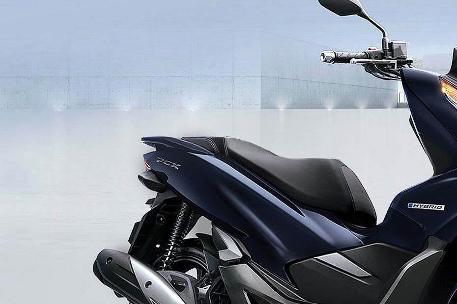Honda PCX Hybrid Rider Seat View Honda PCX Hybrid Rider Seat View