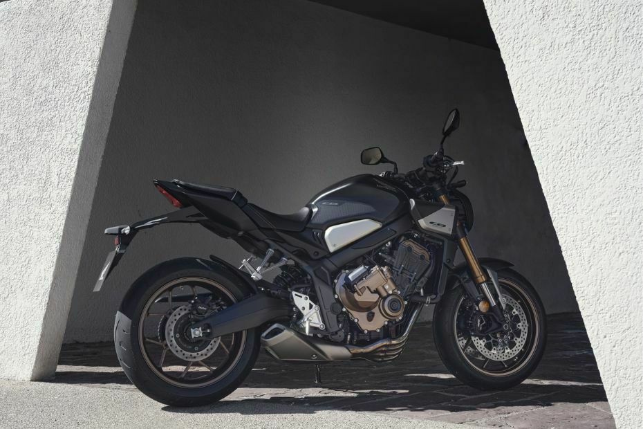 Honda CB650R Rear Viewfull Image